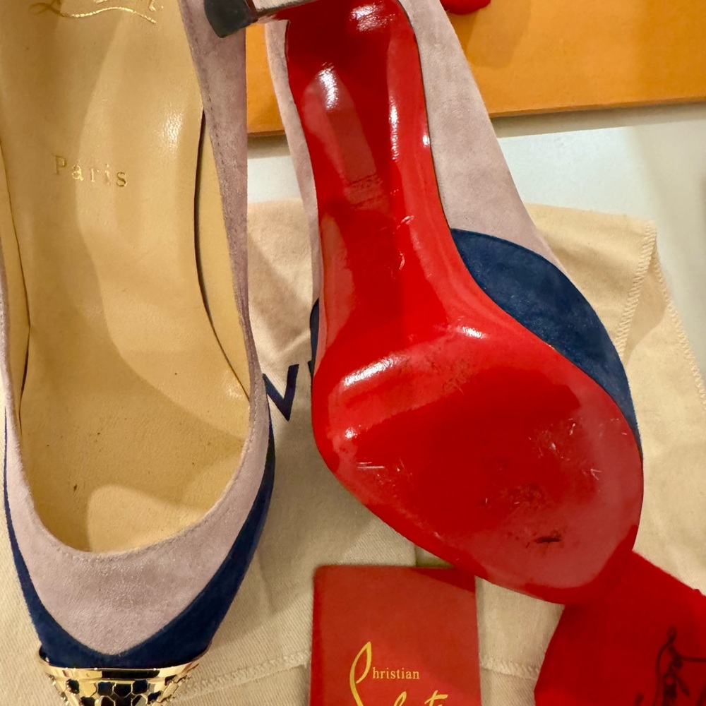 Christian Louboutin Red and Blue Heels with Signature Red Sole 140 pump size